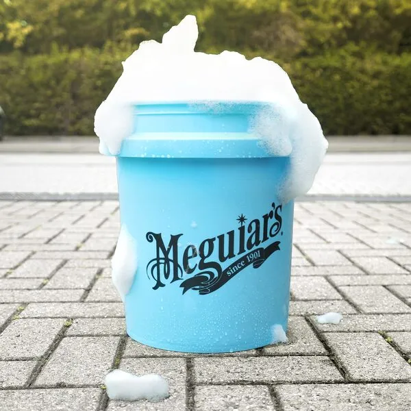 Meguiar's RG206 Blue Hybrid Ceramic Large Car Wash Bucket 5US Gallon (Grit Guard Compatible/Sold Separately)